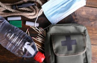 Pre Packed Bug Out Bag or DIY BOB: Which Is Best?
